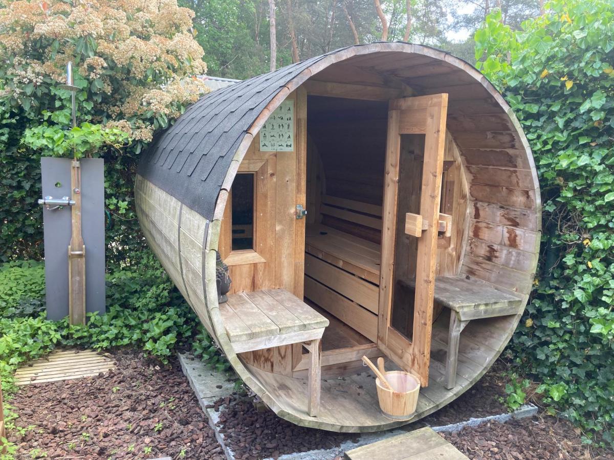 Houten Chalet/Bungalow In Het Bos, Sauna, Jacuzzi Meijel Экстерьер фото