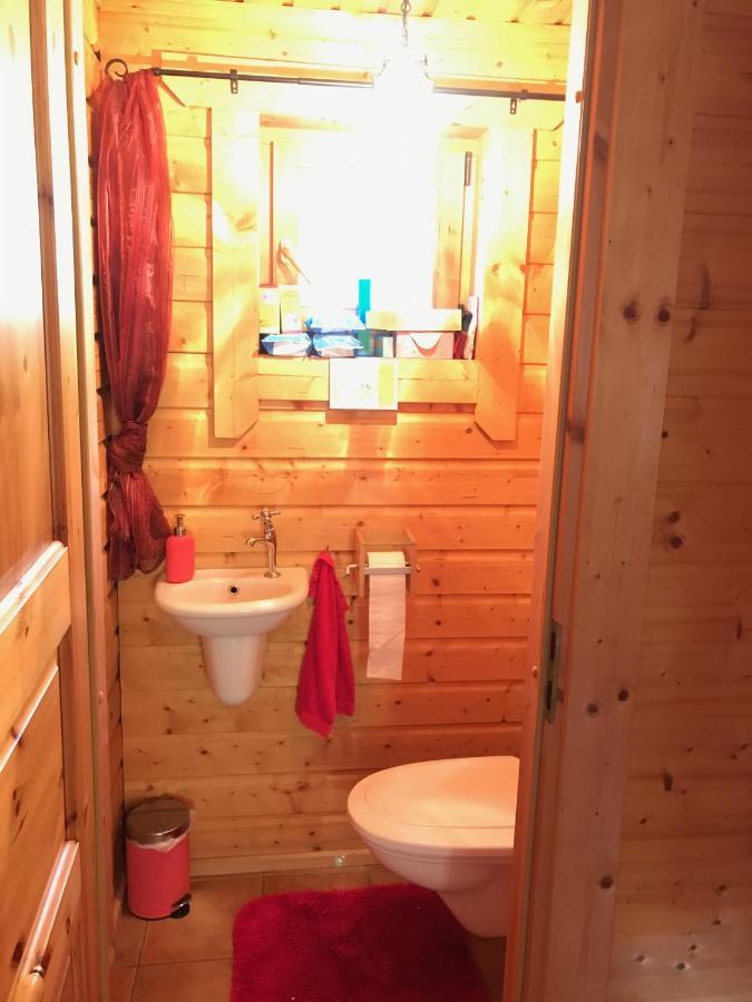 Houten Chalet/Bungalow In Het Bos, Sauna, Jacuzzi Meijel Экстерьер фото
